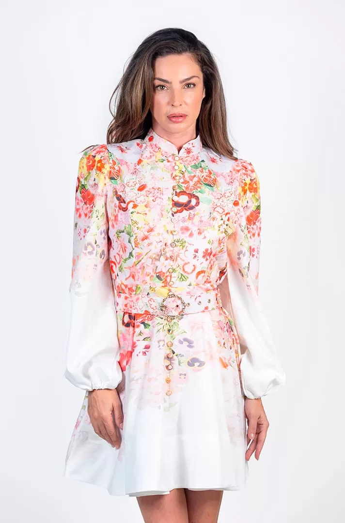 Vestido blanco mino con estampado floral en blanco