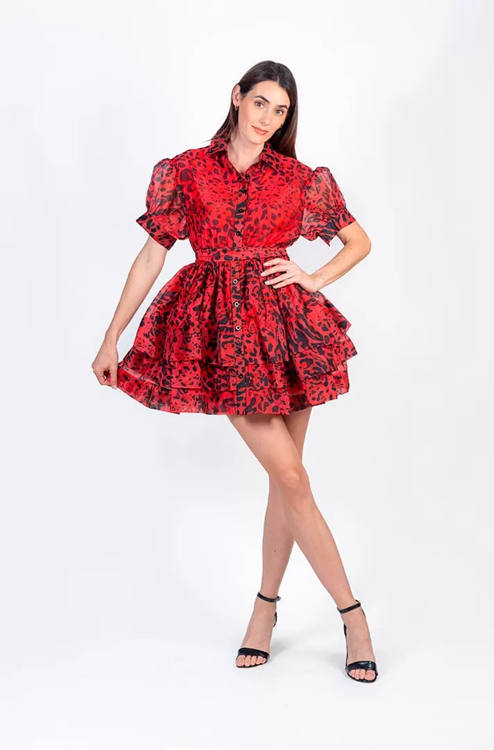 Vestido color rojo con estampado negro de leopardo